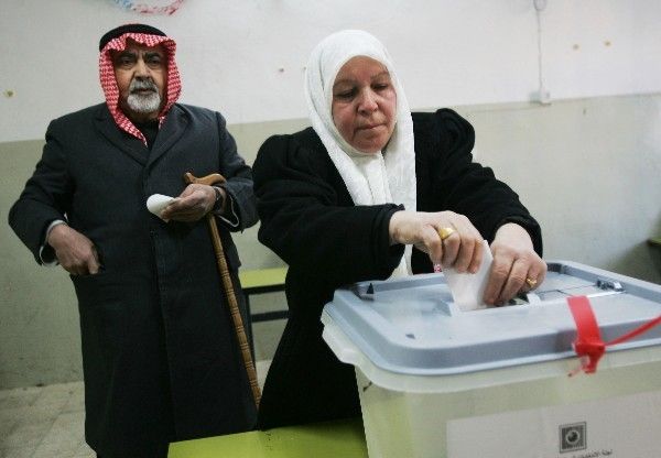 تمديد ساعات عمل بنك فلسطين‎